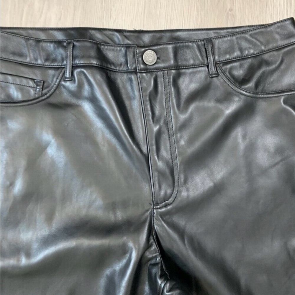 Joie Women's Faux Leather
Straight Leg Pant - Black size 12